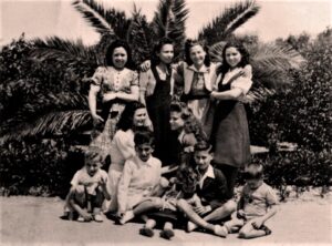 Lucera - Castellaneta Maria, Anna, Concetta, Rafaela, Leonetti Marcello, Mario, Di Pierro Romano, Vincenzo, e Bruno (anni 30)
