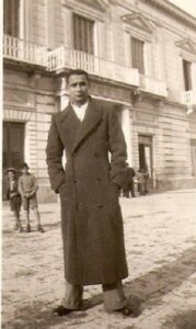 Lucera - De Roberto in Piazza S. Giacomo nel 1936 - Foto fornita da Giambattista Nassisi
