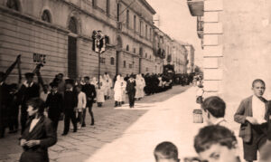 Lucera - Lepore Giuseppina - Funerale nel 1937 - Foto di Valentina Di Stefano