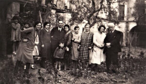Lucera - Romano Samuele e famiglia nel 1933 - Giordino Palazzo Colasanto- Via S. Domenico