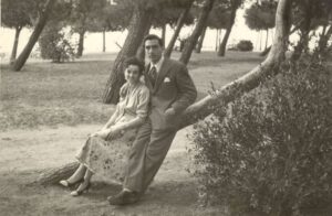 Lucera - Di Stefano Ugo e Vera - Pineta nella villa comunale nel 1955- Foto di Valentina Di Stefano