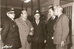 Lucera - Testa Corrado con colleghi nell'Ufficio Postale 1960