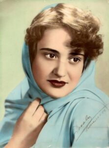 Lucera - De Rosario Concetta (nata a Lucera il 6 gennaio 1928) il 21 giugno 1952 - Foto di Maria De Meo