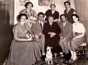 Lucera - Granieri Carmela e figli, vedova Calabria Raffaele, anni 60 - Foto fornita da Rino Cassisi