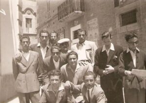 Lucera - Testa Corrado con amici nel 1948