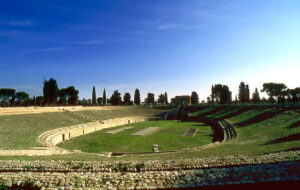 Lucera - Anni 90 - Anfiteatro romano
