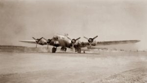 Lucera - B17 of 301st Bomb Group, 03-09-1944 - Foto di Albert Change