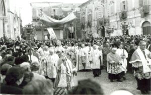 Lucera - Basilica Cattedrale 1958 - Processione del Corpus Domini - Foto di Costantino Postiglione