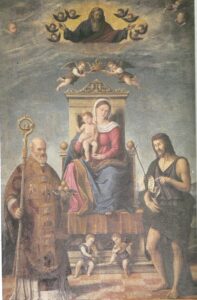 Lucera - Basilica Cattedrale - La Madonna della Seggiola raffigurata tra San Giovanni Battista e San Nicola di Bari di Girolamo Santacroce (1555)