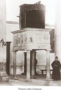 Lucera - Basilica Cattedrale anni 30 - Pulpito - Sepolcro del Nobile Scassa