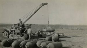 Lucera - Bomb Dump 2000 lb Bombs, 12-10-1944 - Foto di Albert Change