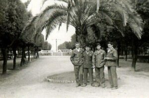 Lucera - Soldati americani in villa comunale nel 1944