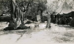 Lucera - Wash Day - Frank Curzie il 21-07- 1944 - Foto di Albert Change