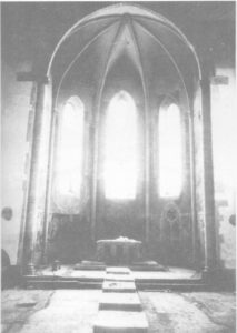 Lucera - Chiesa di San Francesco anni 60 durante i restauri - Foto di Lello Preziuso