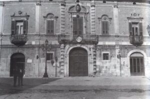Lucera - Palazzo vescovile anni 70