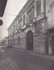 Lucera - Palazzo Mozzagrugno anni 80 - Municipio - Corso Garibaldi