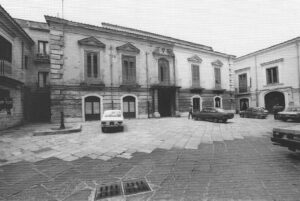 Lucera - Palazzo Nocelli 1984 - Piazza San Leonardo
