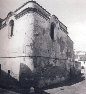 Lucera - Palazzo Granata - Cappella di famiglia sul vico Granata, nell'area della quale venne rinvenuto un frammentario pavimento musivo attribuibile ad una chiesa paleo cristiana del V° sec d.C.