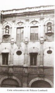 Lucera - Palazzo Lombardi - Ingresso - Via lombardi