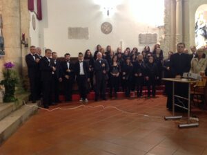 Lucera - Corale "S. Cecilia" don Eduardo Di Giovine - Chiesa di San Francesco 2014