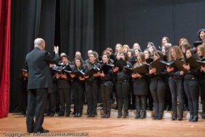 Lucera - Corale "S. Cecilia" don Eduardo Di Giovine - Concerto per il 150° anniversario dell'Unità d'Italia - Teatro Garibaldi 2011