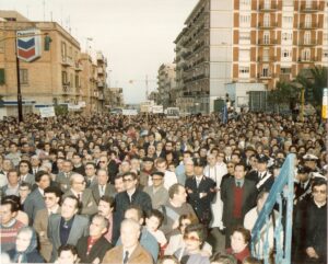 Lucera - Ingresso da Porta Foggia del nuovo Vescovo Cassati 1985 - Foto di Antonio Iliceto