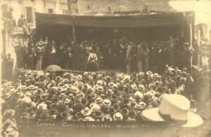 Lucera - Comizio di Enrico Ferri socialista 1906, fu tenuto nel giardino Margherita palco usato per le rappresentazioni teatrali, sempre lì vi era il cinematografo Vita