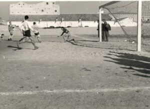 Lucera - Torneo di calcio nel cortile grande del Convitto 1951 - Foto di Valentina Di Stefano