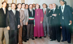 Lucera - Consiglieri Comunali in visita e saluto al nuovo vescovo Cassati anni 80. Si riconoscono Russo, De Peppo, Melillo, sindaco Di Siena, Bizzarri, Granieri