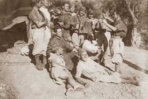 Lucera - De Palma Pasquale, col violino - Seconda guerra mondiale nel 1942