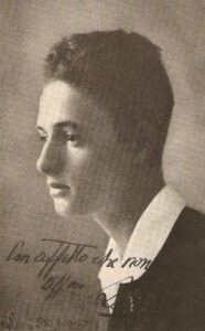 Lucera - Frattarolo Lorenzo, Tenente, nato a Lucera il 28-3-1910, caduto sul fronte albanese il 9-3-1941