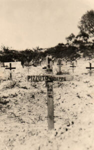 Lucera - Pizzuto Giuseppe - Valona cimitero di guerra. La salma fu trasferita a Lucera nel 1962 - Foto di Giuliana Pizzuto