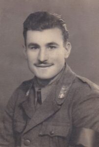 Lucera - Potito Raffaele nel 1945 - Ha combattuto in Grecia e Albania - Foto fornita da Potito Antonietta