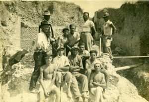 Lucera - Gli scavi dal 1932 al 1945 portarono alla luce l'Anfiteatro Augusteo. Gli scavi furono condotti quasi interamente da Bartoccini - Foto di Giuseppe Toziano