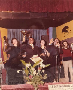 Lucera - Teatro Opera. S. Giuseppe - Festival della canzone primavera - Dott. Leopoldo Baldassarrre, 2° da sinistra- Foto di A. Baldassarre