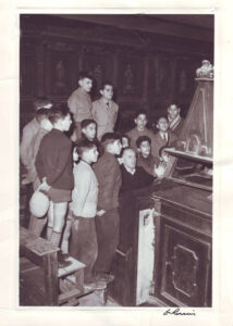 Lucera - Ì cantori di San Domenico guidati da Padre Roberto circa 1957